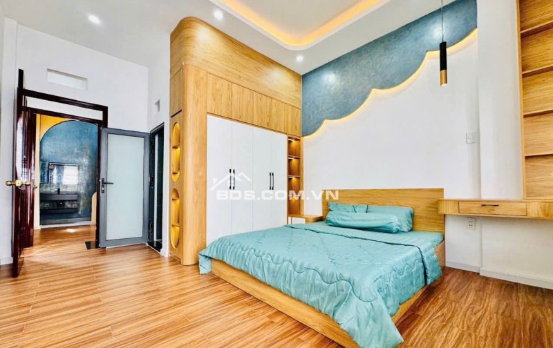 Sắp đi định cư nên cần bán gấp nhà mặt tiền khu dân cư Phong Phú  Quận 8